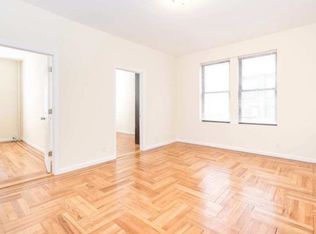 25-73 43rd St #3B, Astoria, NY 11103