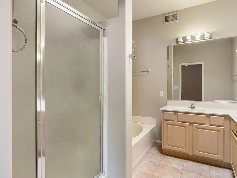 670 E Moon Vista St — Photo 30