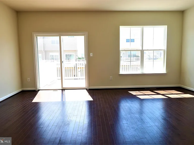 6303 Posey — Photo 17