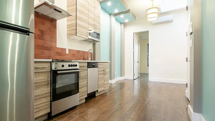 Rented by Nooklyn NYC LLC | media 20