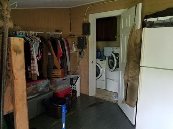 Laundry area