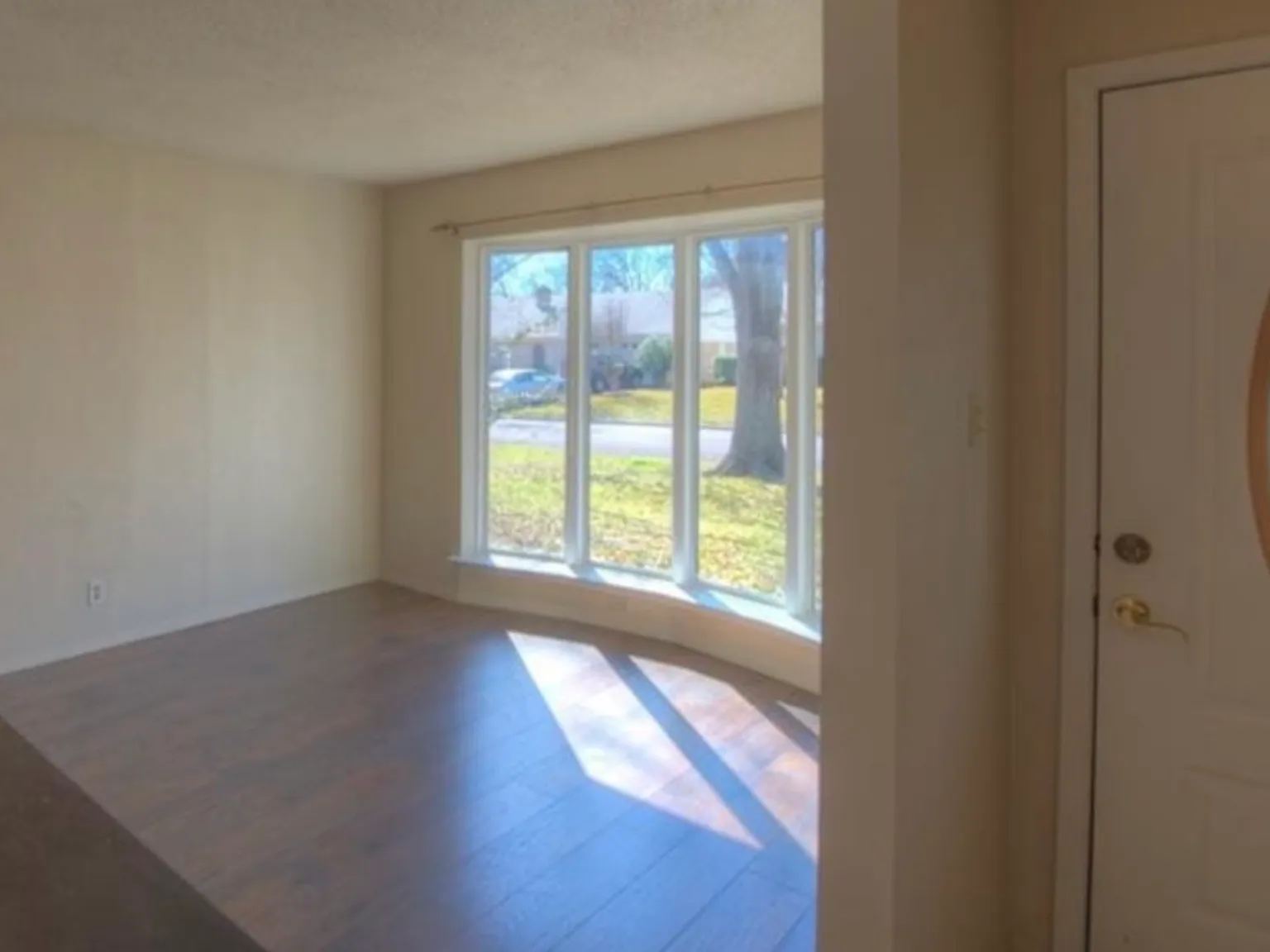 4 bed, 1530 sqft, $2,075 — Photo 3