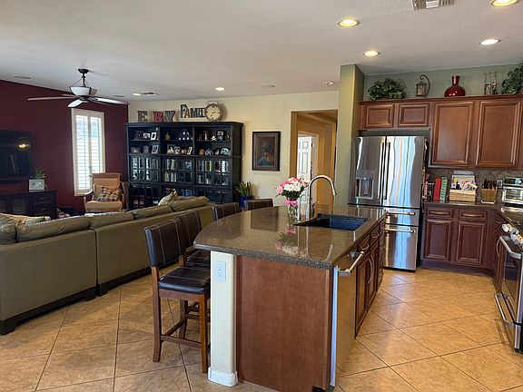 5th image of 1780 W Macaw Dr