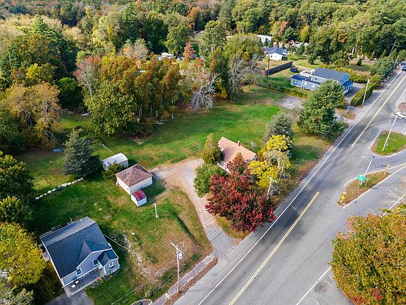 4th image of 45 County Rd