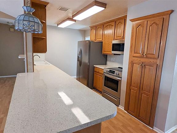 4th image of 3722 Thursa Ln