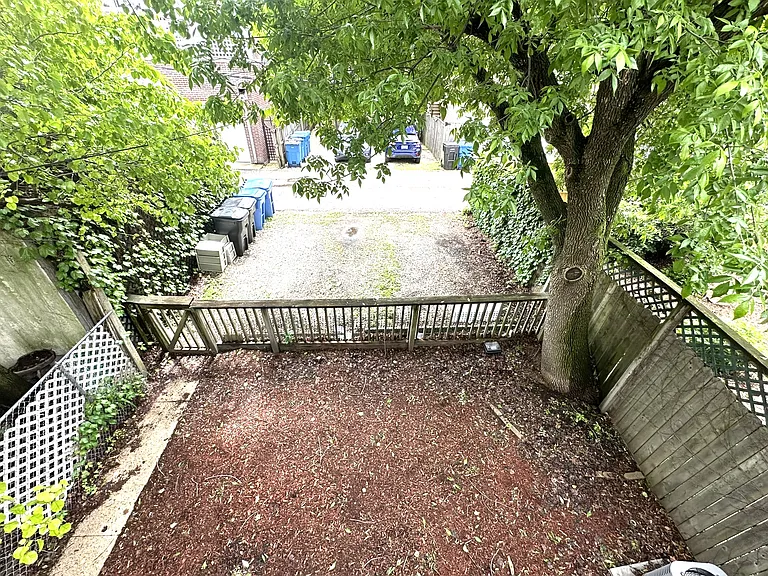2031 W Moffat St #3 — Photo 13