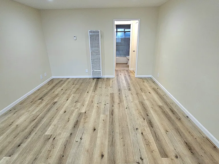 2062 Main St — Photo 6