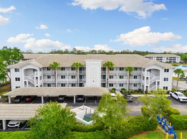 7846 Regal Heron Cir APT 306, Naples, FL 34104