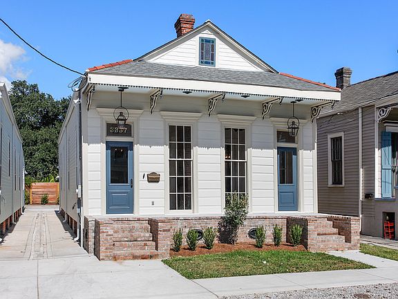 2nd image of 3337 Dumaine St
