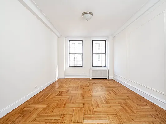 Rented by City Connections Realty | media 18