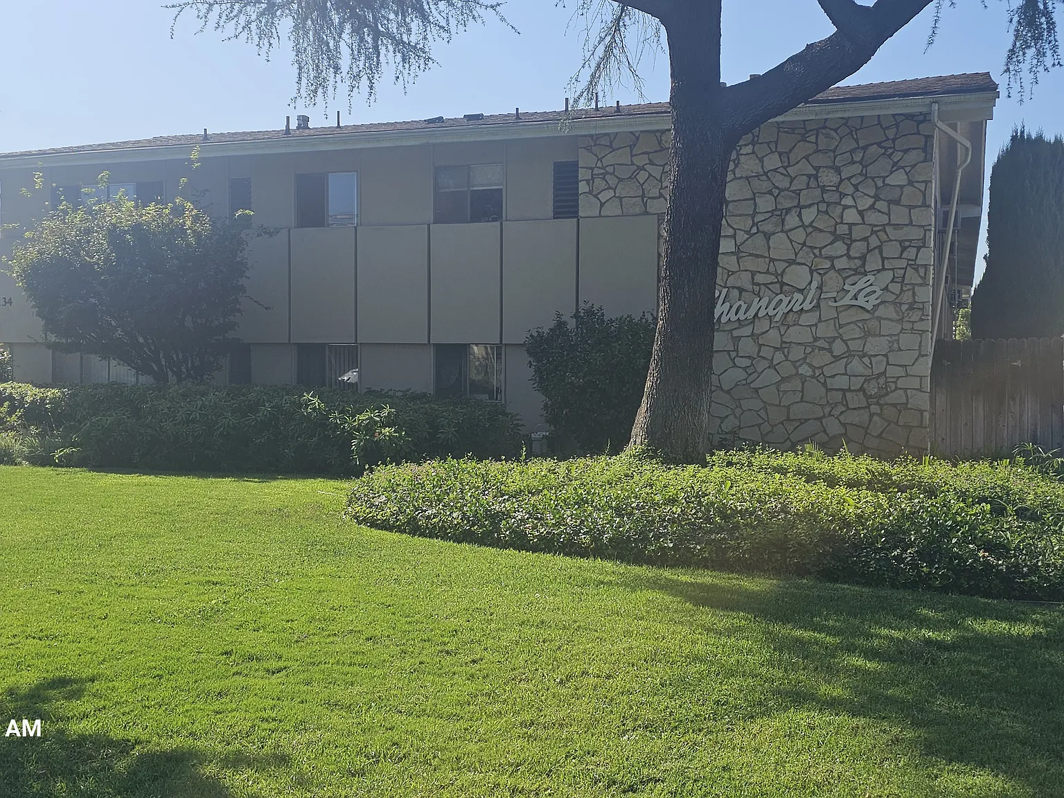 1 bed, 800 sqft, $1,995 — Photo 2