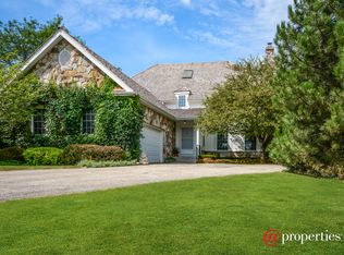 825 Dormy Ln, Barrington Hills, IL 60010