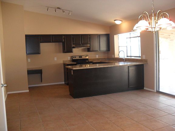 2nd image of 9342 W Sunnyslope Ln