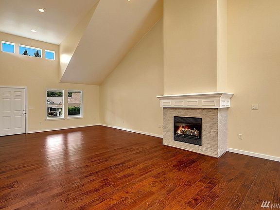 3rd image of 16721 14th Avenue Ct S