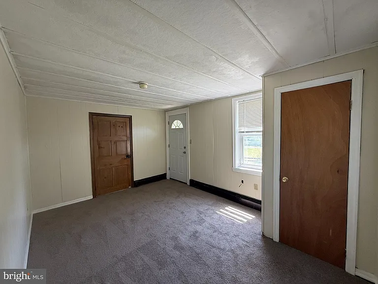 1001 School House Ln — Photo 17