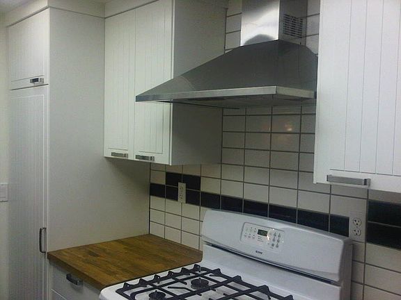 Gas stove, range hood