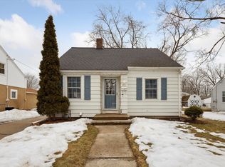 517 Laura St, Green Bay, WI 54302