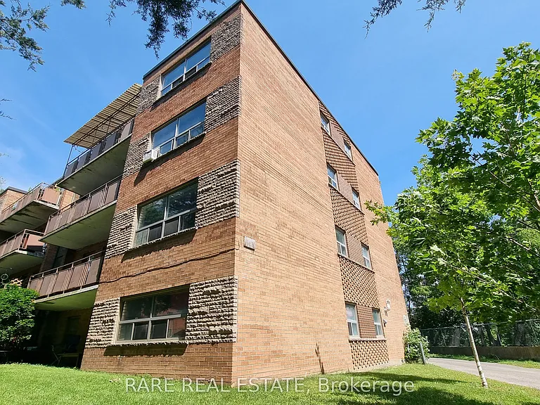431 Martha St W #7 — Photo 17