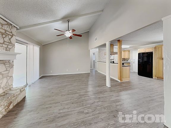 4th image of 4909 Tiffany Ln