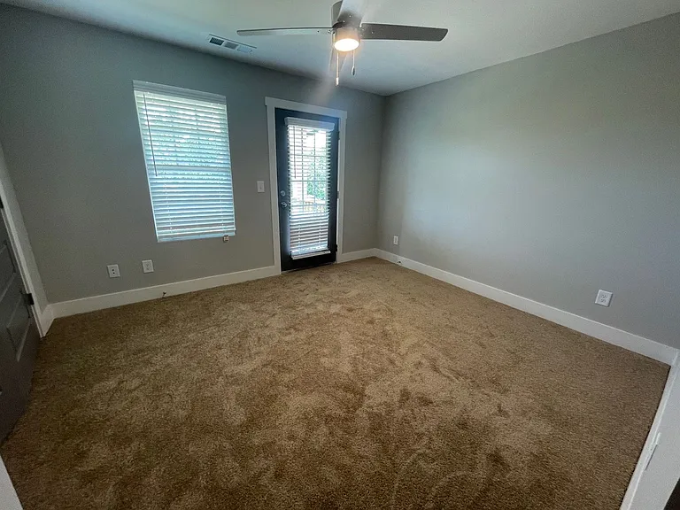 255 Research Dr — Photo 18