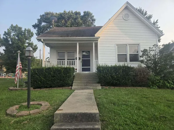 431 W Caldwell St, Paris, MO 65275