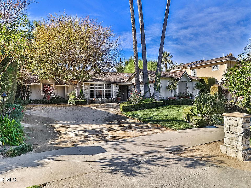 2nd image of 4621 Deseret Dr