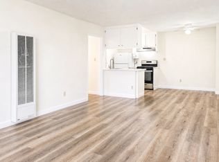 18521 Prairie St APT 217, Northridge, CA 91324