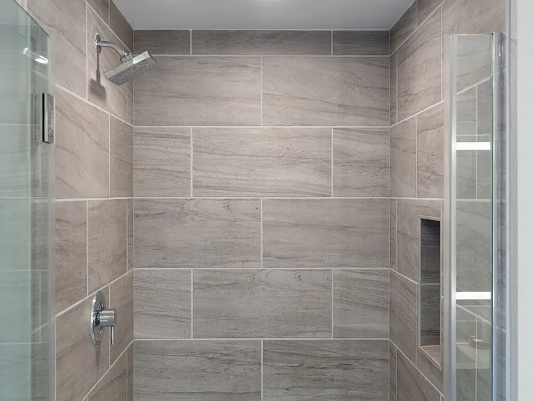 Signature Collection Bath with upgraded fixtures