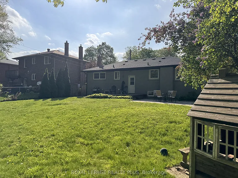 1980 Hartland Dr — Photo 27