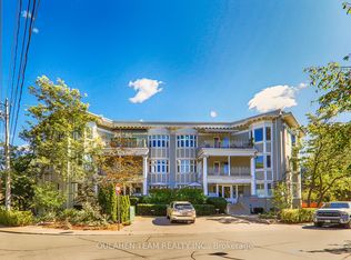 75 Crescent Rd #103, Toronto, ON M4W1T7