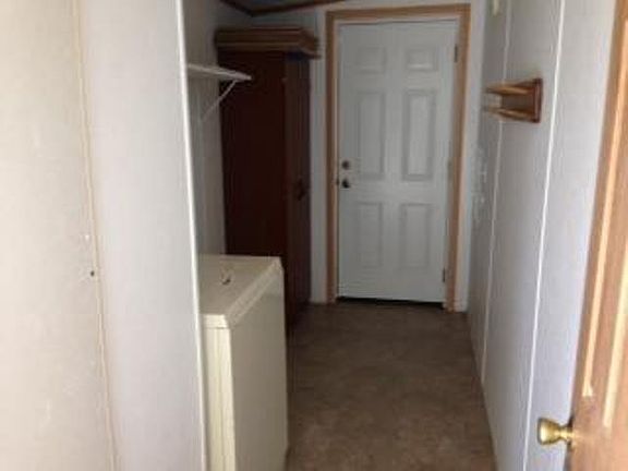 4th image of 3157 Green Meadow Dr