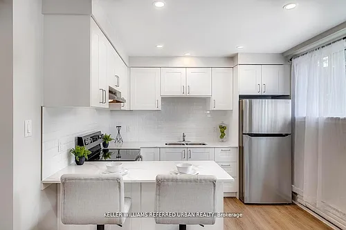 90 Portland St #6 Photo 1
