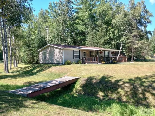 6117 E Indian Lake Dr, Gladwin, MI 48624