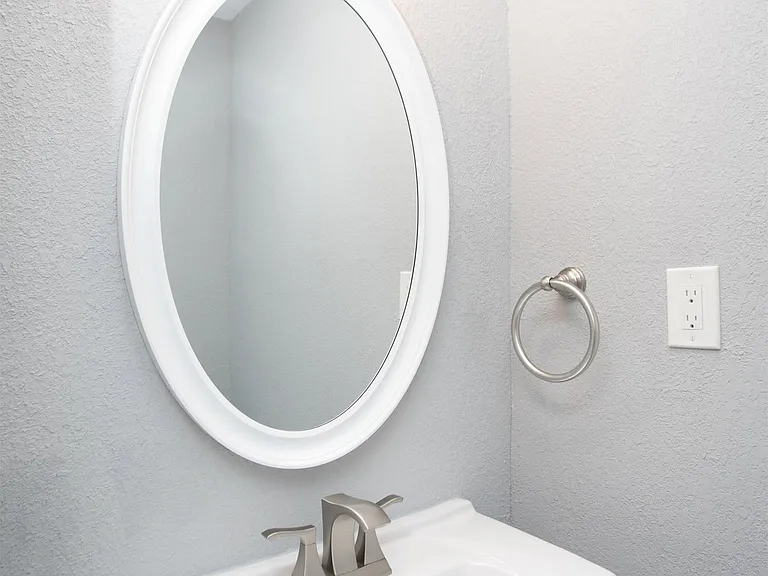 1103 Booker Ave #B — Photo 40