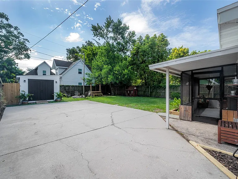 4107 N Seminole Ave — Photo 50