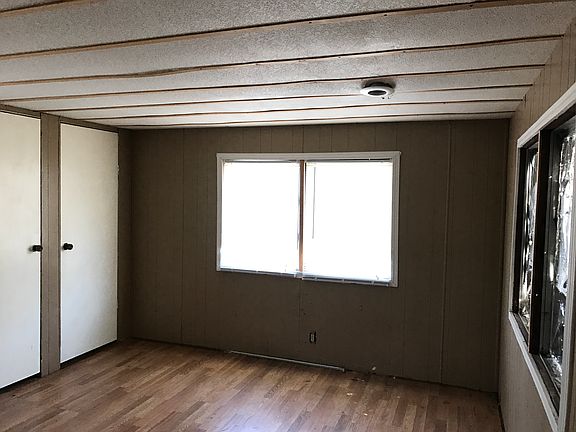 3rd image of 421 W Spruce Ave