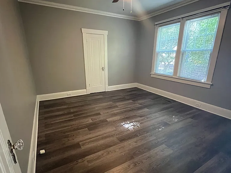930 Gates Ave #1 — Photo 7