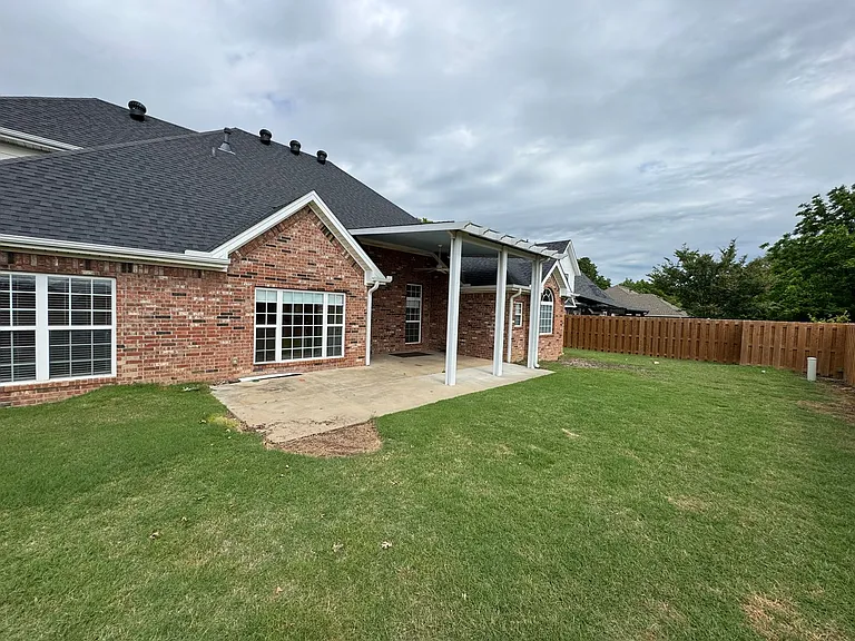407 Lyndal Ln — Photo 42