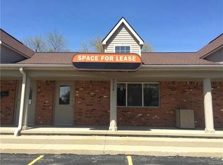 5752 Williams Lake Rd, Waterford, MI 48329
