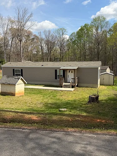 120 Charles Pl Photo 1