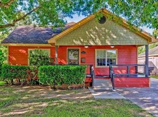 612 S 12th St, Nederland, TX 77627