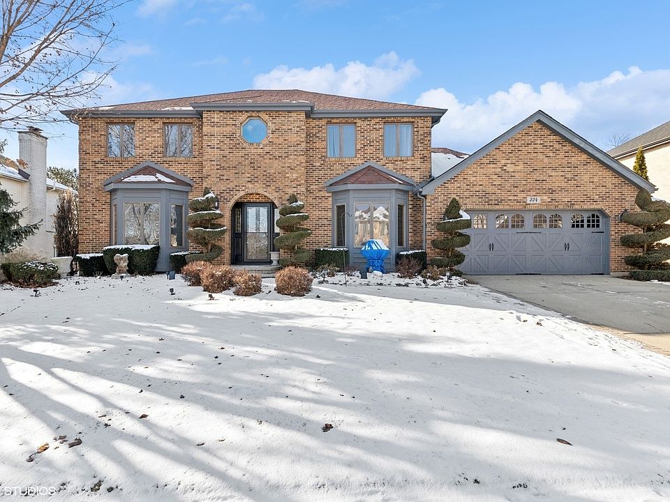 1st image of 224 Hillandale Dr