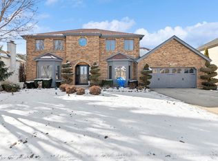 224 Hillandale Dr, Bloomingdale, IL 60108