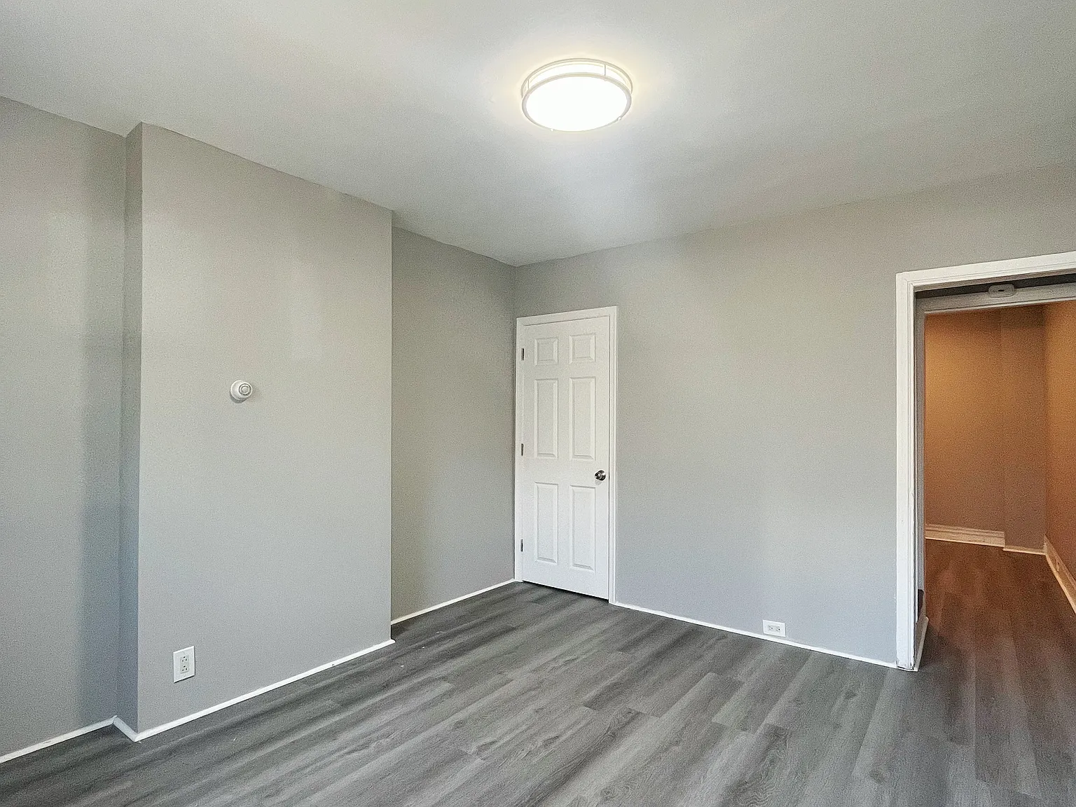 3039 Cedar St — Photo 1
