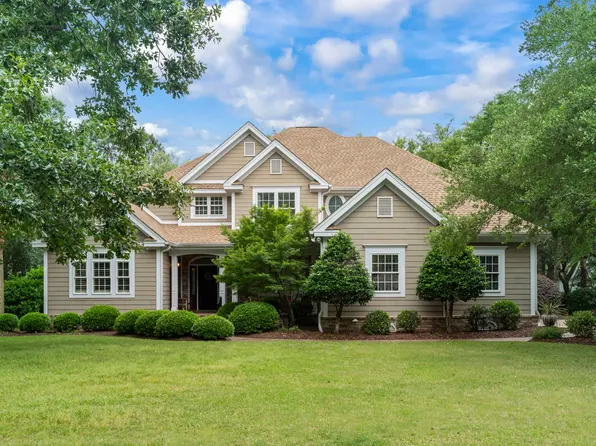 99 Hunters Oak Ct., Pawleys Island, SC 29585