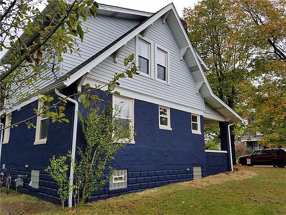 4th image of 437 Riverview Dr