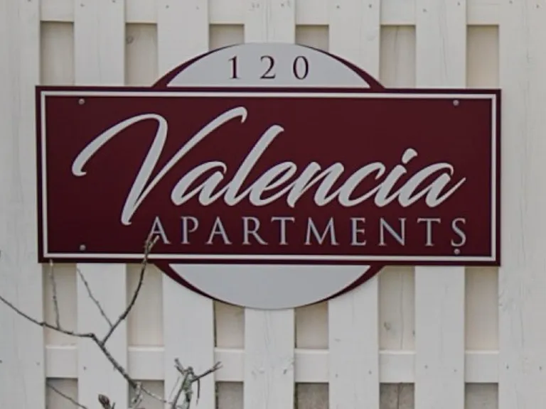 120 Valencia Dr #13 — Photo 2