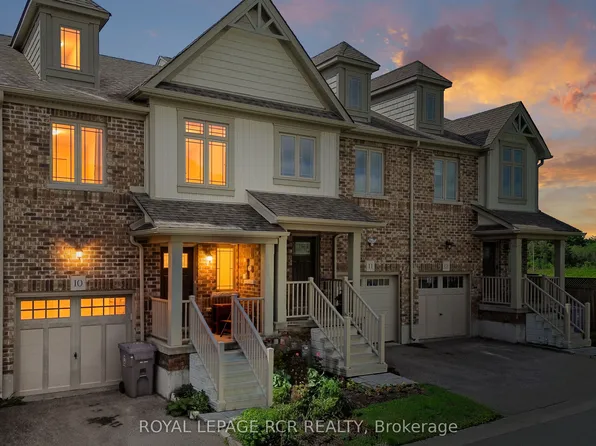 124 Parkinson Cres #10, Orangeville, ON L9W 6X3
