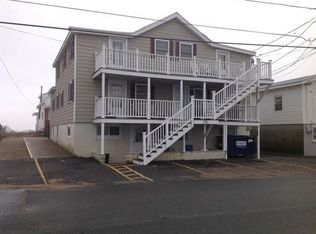 131 Atlantic Ave APT 3, Salisbury, MA 01952