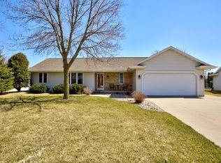 W3283 Heartland Ct, Appleton, WI 54915